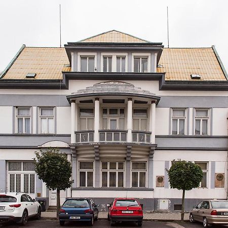 Apartmány vila Týniště Tyniste nad Orlici Exterior foto